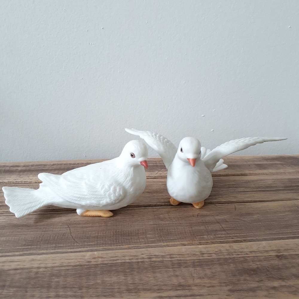 Vintage Homco White Love Birds Dove Figurine